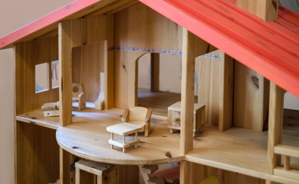 Doll House Assembly in Owings Mills